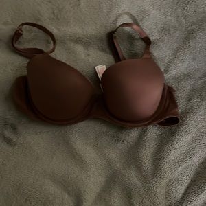 Victoria’s Secret/PINK Lightly Lined Underwire Bra